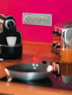 4 prises pré-câblées Legrand Céliane aluminium