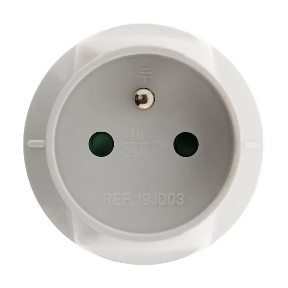 Adaptateur prise mâle 20A vers prise femelle 16A - Zenitech