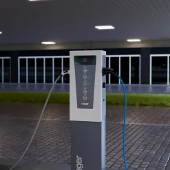 Borne de recharge double pour voiture électrique Witty Park 7.4 kW avec RFID - HAGER - XEV600