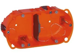 Boîte d'encastrement double multimatériaux Legrand P. 40 mm