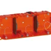 Boîte d'encastrement triple multimatériaux Legrand P. 40 mm