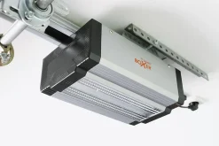 Boxer Ouvre-porte de garage WiFi 800N avec application smartphone, rail 3 m, télécommande incluse