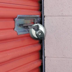 Cadenas à clé Master Lock Excell M40EURD disque en acier inoxydable Ø70 mm hauteur de l'anse 16 mm
