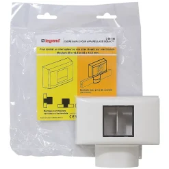 Cadre 1 poste Mosaic pour moulures et plinthes Legrand