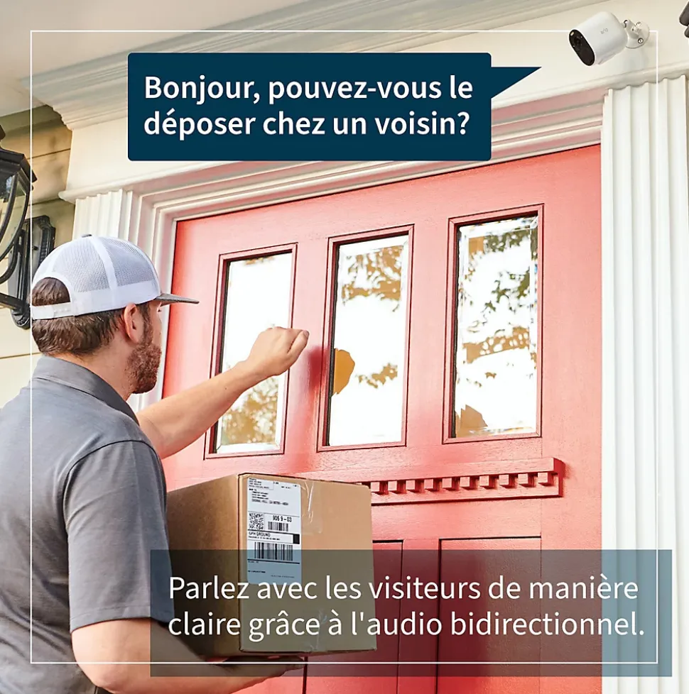 Caméra de vidéosurveillance sans fil Arlo Essential Spotlight 1080p blanche, lot de 3