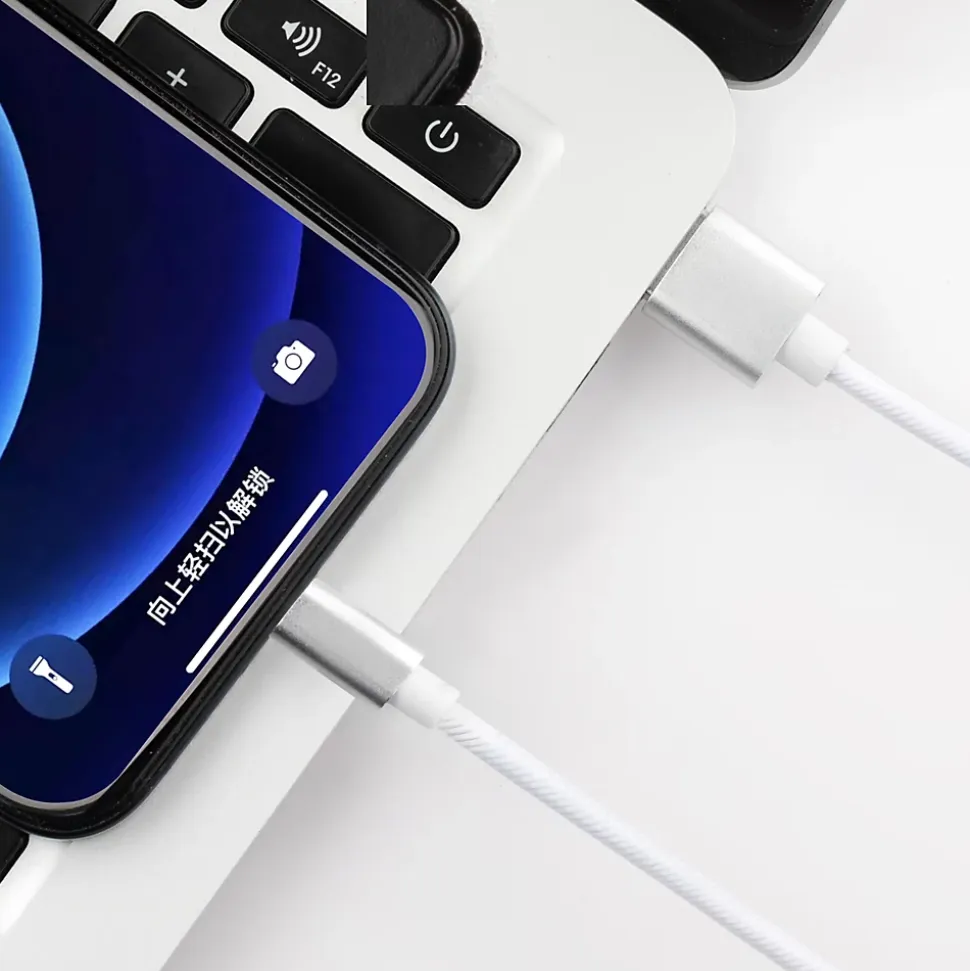Chargeur + câble USB-A Micro USB inclus GAO