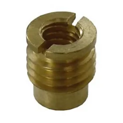 Écrou en laiton 15 x 17 mm. vendu par 4 pièces
