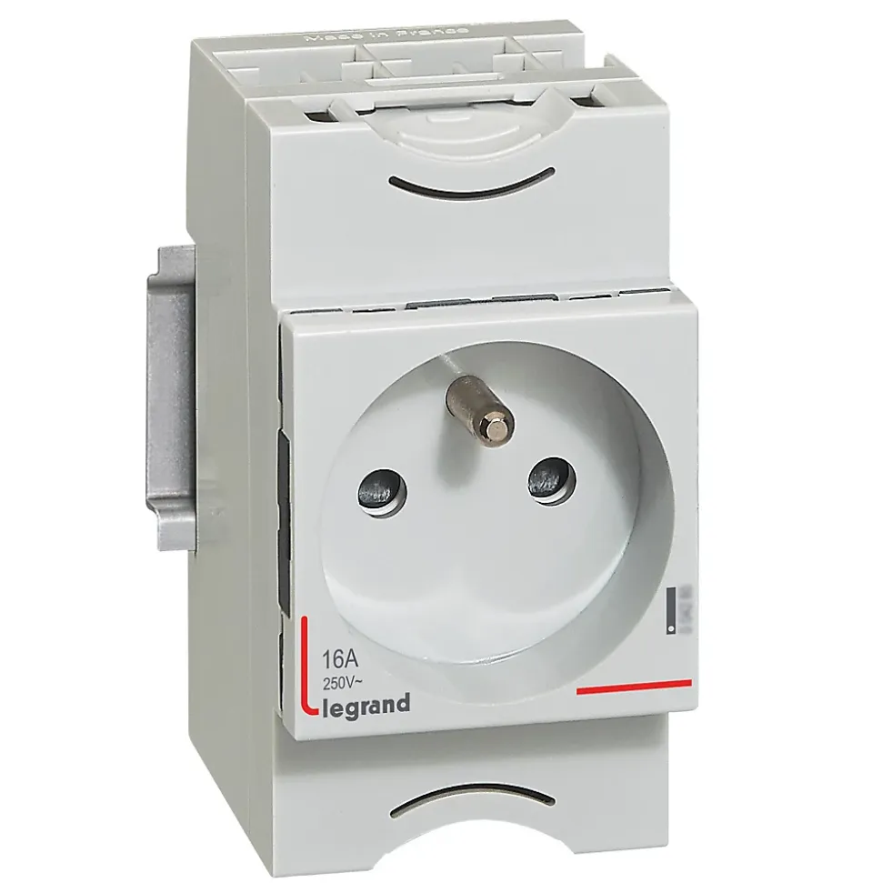 Découvrez la prise de courant modulaire Legrand.