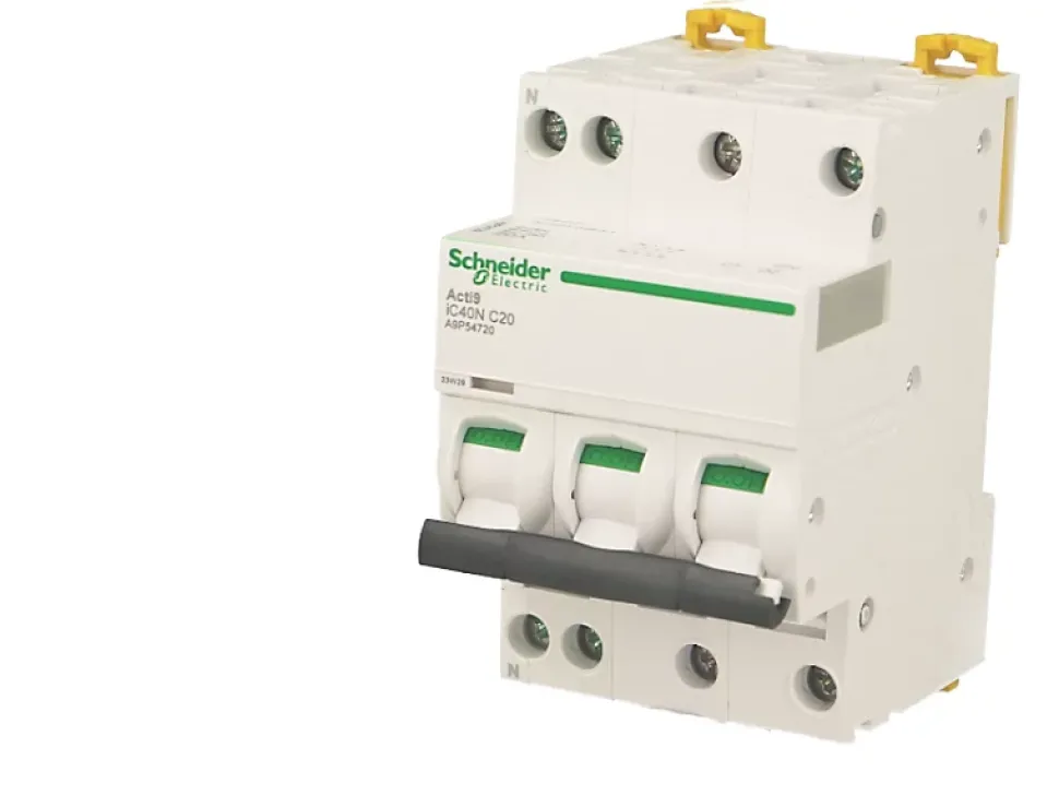 Disjoncteur modulaire tétrapolaire compact Schneider Acti9 iC40N 16A courbe C