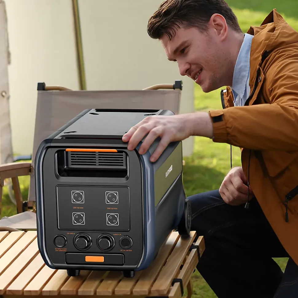 F2400 et B2400 - Solution d Energie Portable Evolutive pour Maison Voyage et Chantier