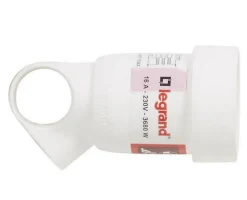 Fiche femelle 16A 2 P+T blanc avec anneau Legrand