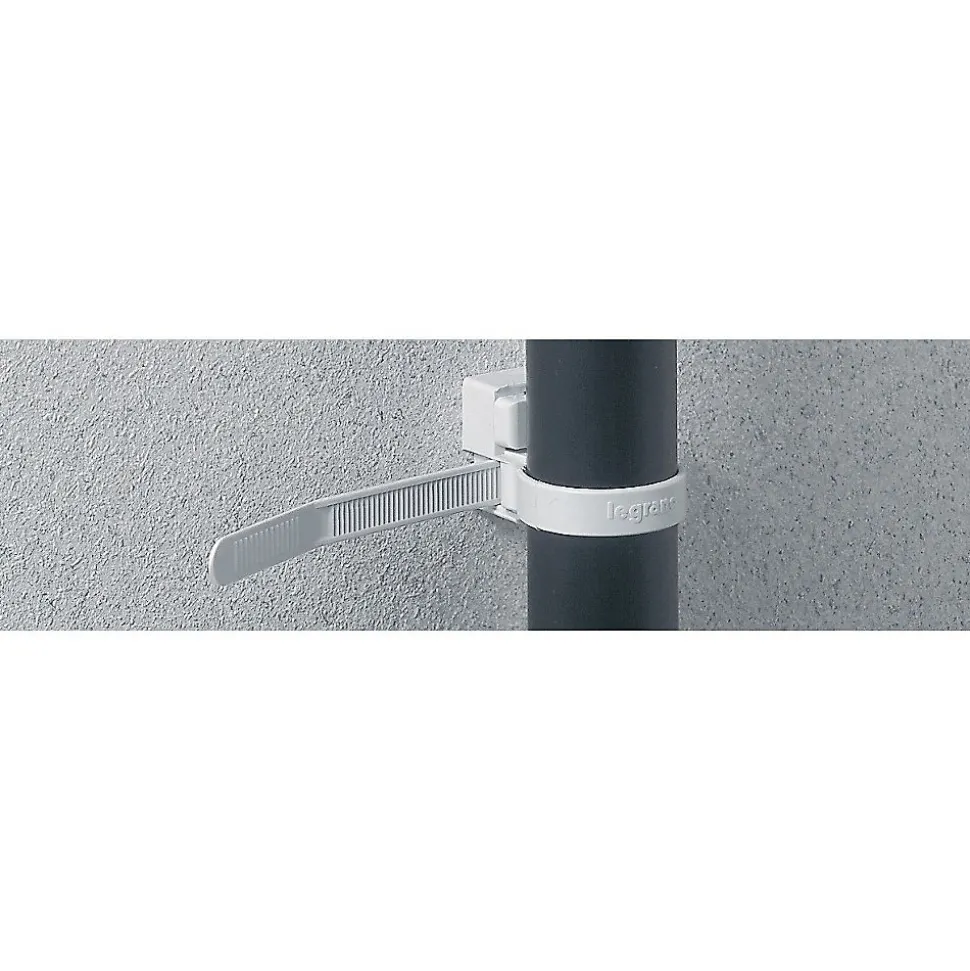 Fixe câble blanc Legrand. vendu par 20 pièces