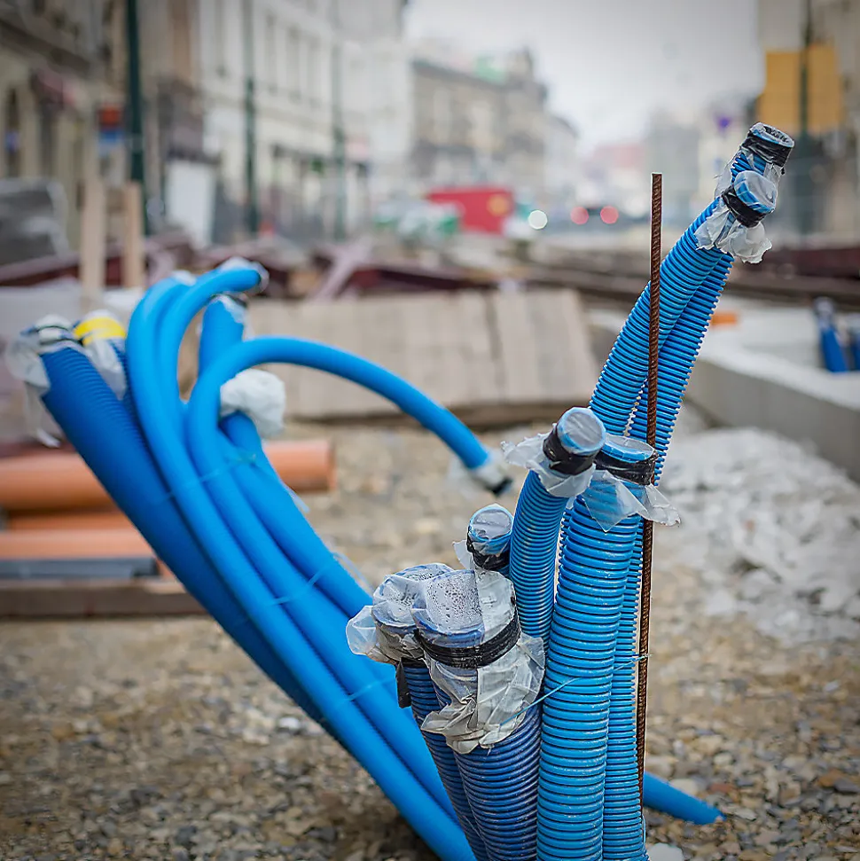 Gaine électrique enterrée FI40 mm 50 m EDO annelée double paroi avec tire fil et manchon 450 N bleue EDO