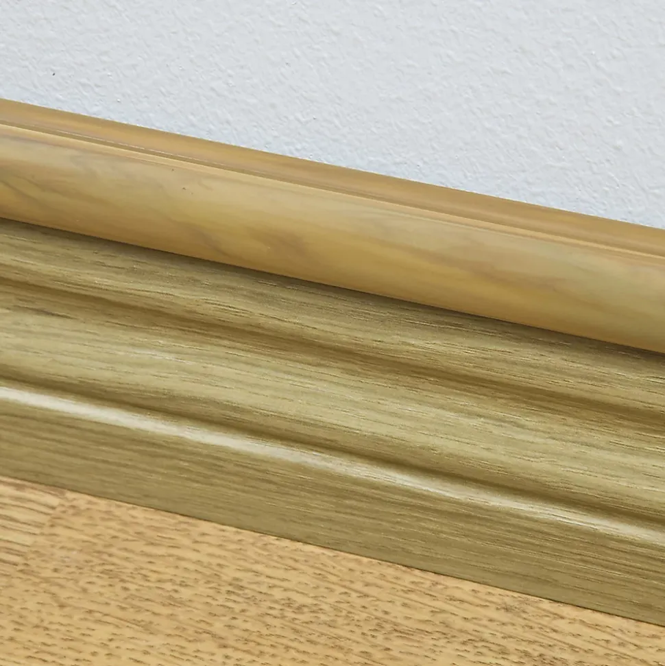 Goulotte décorative demi-ronde effet chêne auto-adhésive D-Line 30x15mm, 2m