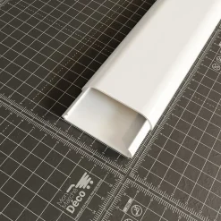 Goulotte TV Cache-Câble Arrondie PVC - L. 2 m - Blanc