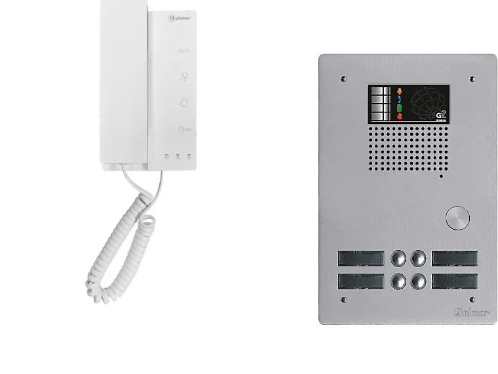 Kit interphone avec 4 combinés GOLMAR Collectif