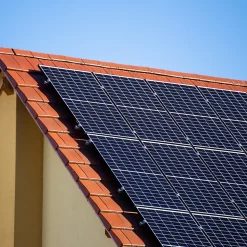 Kit panneau solaire Ultrawatt avec fixation tuile plate 1700W