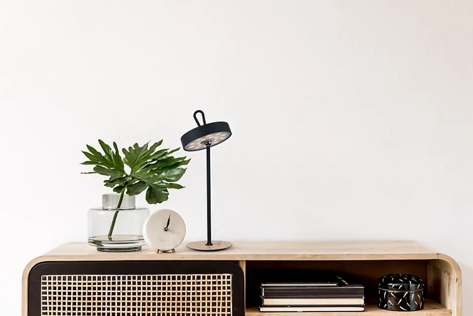 Lampe de table LED à accu magnétique pour l'extérieur et l'intérieur, en métal et plastique noir, hauteur 36 cm