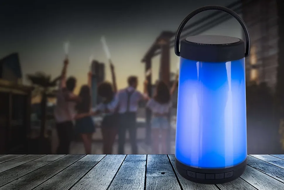 Lampe de table LED avec haut-parleur BT 'FESTA' pour l'extérieur en plastique noir avec LED intégrées, hauteur 18 cm