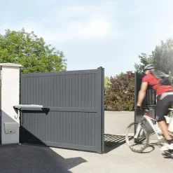 Motorisation de portail battant à vérins Somfy Exavia Flash