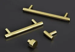 Poignée de meuble en T GoodHome Irus acier effet laiton satin doré l.136mm x l.12mm x H. 35mm entraxe 96mm