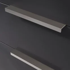 Poignée de meuble Incurvé GoodHome Skej aluminium effet nickel satin gris l.152mm x l.19mm x H. 35mm entraxe 128mm