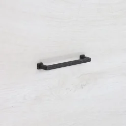 Poignée pour meubles en zamac Entraxe 128 Fer noir vintage