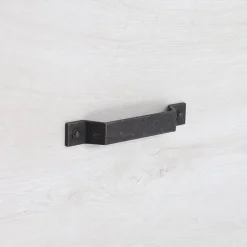 Poignée pour meubles en zamac Entraxe 160 Fer noir vintage