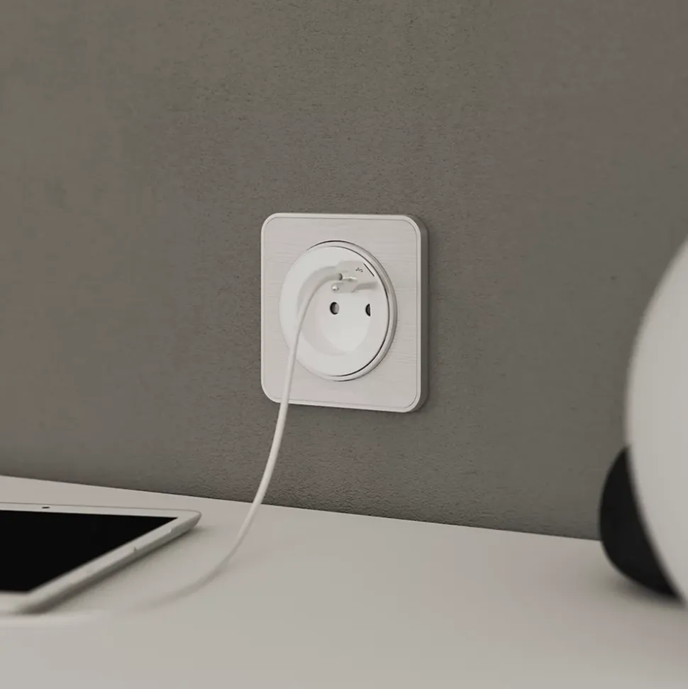 Prise avec terre + 1 x USB-C Jacobsen Espen blanc à composer