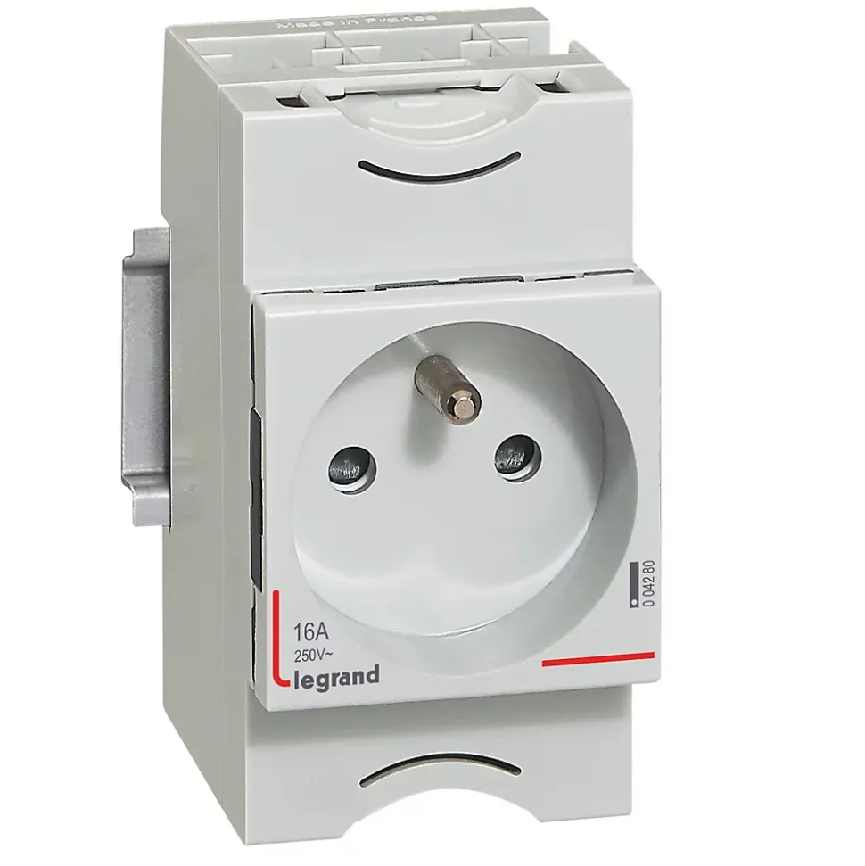 Prise de courant modulaire 2P+T 16A Legrand