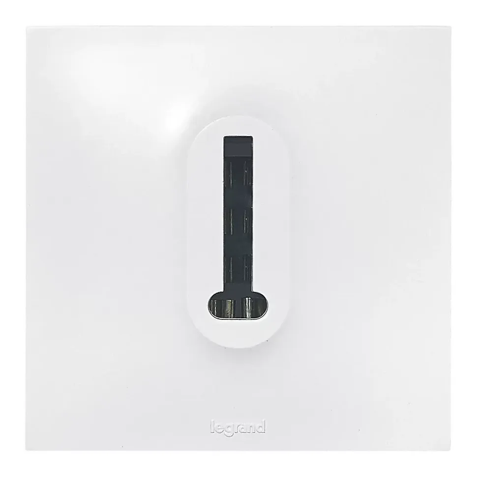 Prise de téléphone Legrand Neptune plastique blanc mat