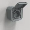 Prise Legrand Plexo gris en saillie 220V