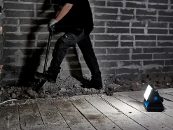Projecteur de chantier Erbauer sur batterie 1000 lumens