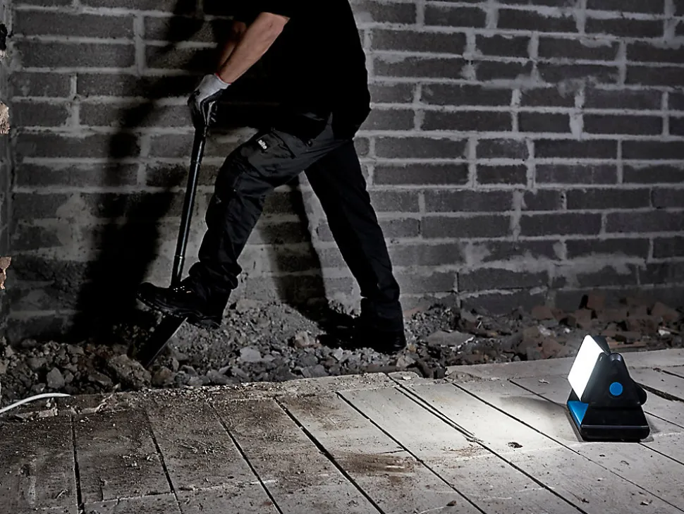 Projecteur de chantier Erbauer sur batterie 1000 lumens