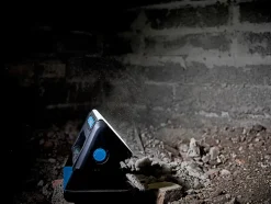 Projecteur de chantier Erbauer sur batterie 1000 lumens