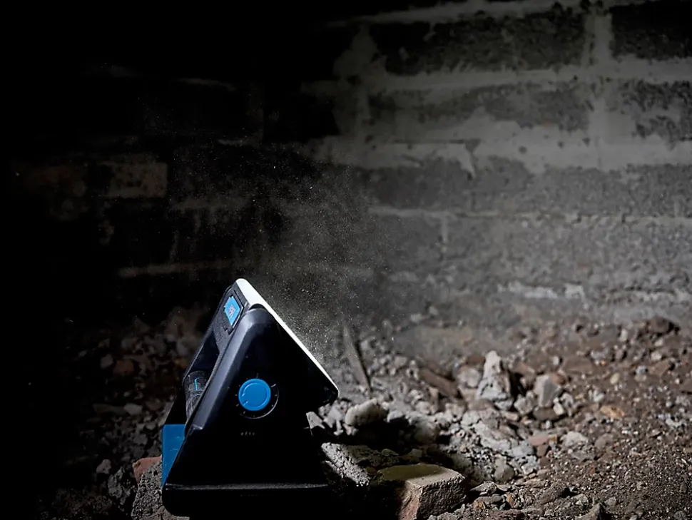 Projecteur de chantier Erbauer sur batterie 1000 lumens