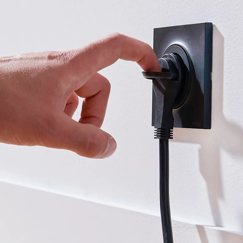 Rallonge intérieur H03VVH2-F Diall 2 x 0.75mm² 3m prise noir