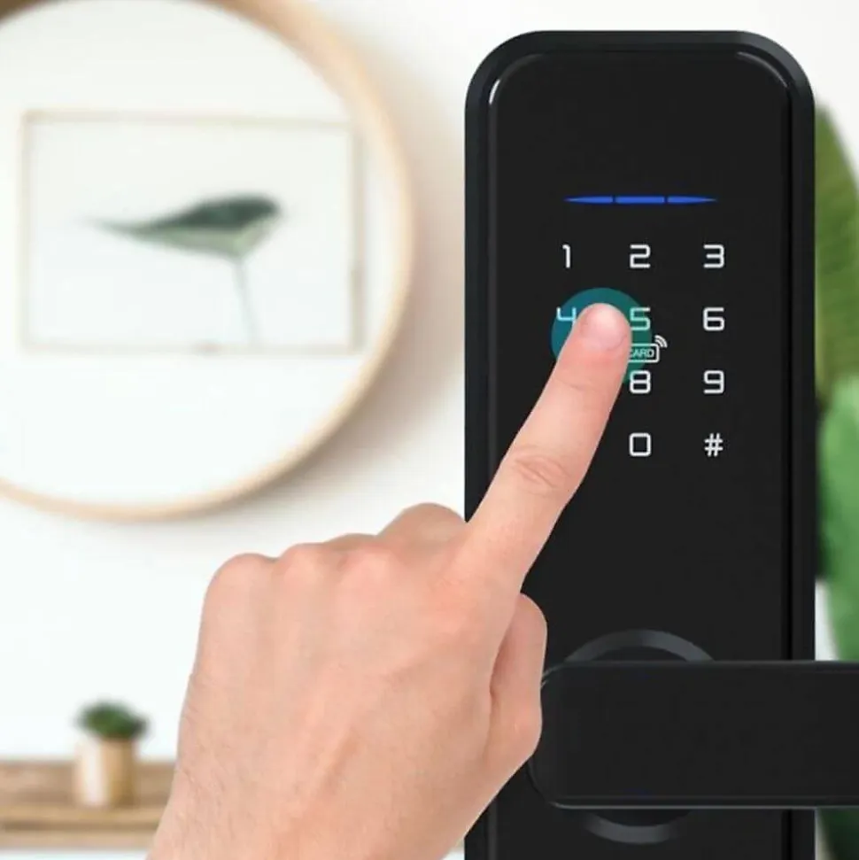 Serrure connectée locky-1 à code, badge et bluetooth