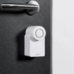Serrure connectée Nuki Smart Lock Go blanche