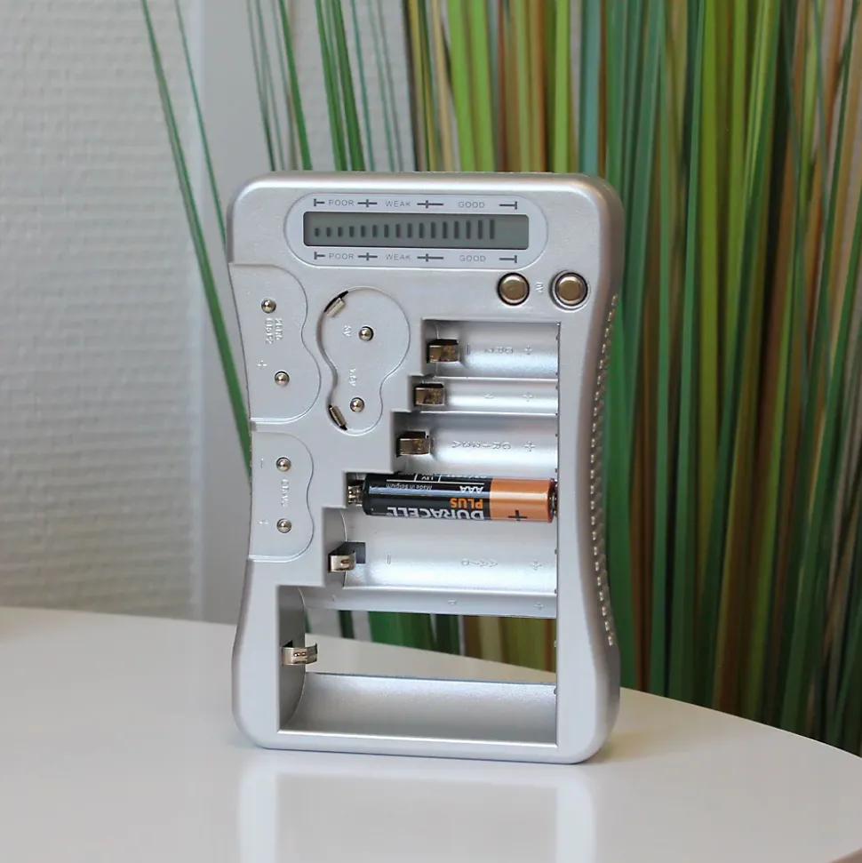 Testeur de Piles FISHTEC Universel